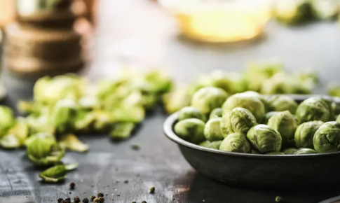 8 thực phẩm gi&#224;u vitamin K gi&#250;p xương chắc khỏe, ngừa lo&#227;ng xương hiệu quả