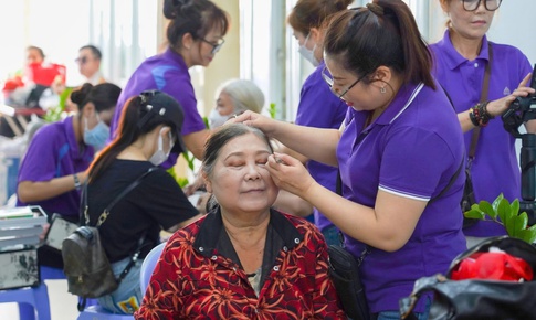 Nhiều bệnh viện ở TPHCM lan tỏa yêu thương, tri ân phụ nữ nhân ngày 20/10