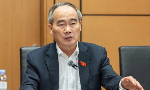 ĐBQH Nguyễn Thiện Nh&#226;n đề xuất loạt giải ph&#225;p để người lao động kh&#244;ng &#39;ngại&#39; sinh con