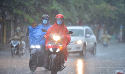 Miền Bắc chuyển r&#233;t, Đ&#224; Nẵng c&#243; nơi mưa tr&#234;n 700mm