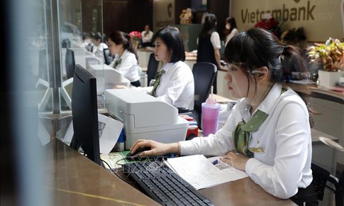 L&#224;n s&#243;ng tăng l&#227;i suất ng&#226;n h&#224;ng lan rộng