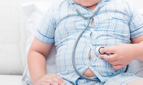 6 dấu hiệu cảnh báo trẻ đang gặp vấn đề về dinh dưỡng