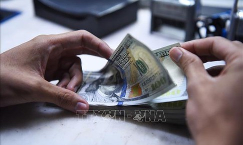 Tỷ giá hôm nay 28/10: Giá USD giảm tiếp, NDT nhích tăng