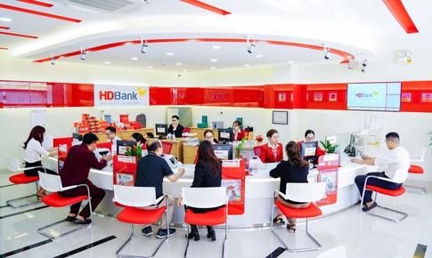 Nghị quyết HĐQT phê duyệt giao dịch mua bán nợ giữa HDBank và Vikki Bank