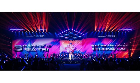 KienlongBank kể chuyện thương hiệu bằng &quot;concert c&#244;ng nghệ&quot;
