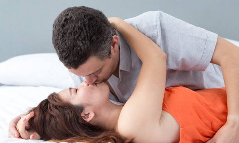 V&#249;ng k&#237;n xuất hiện dấu hiệu n&#224;y sau khi quan hệ t&#236;nh dục, chị em cần đi kh&#225;m ngay