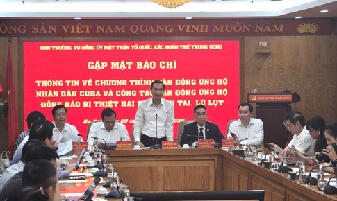 Nhiều người dân dành 100.000 đồng dịp Tết Độc lập ủng hộ nhân dân Cuba