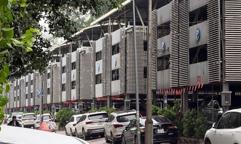 H&#224; Nội mở cao điểm kiểm tra b&#227;i xe, xử l&#253; vi phạm lấn chiếm hạ tầng giao th&#244;ng