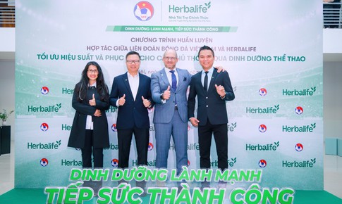 N&#226;ng tầm thể lực b&#243;ng đ&#225; Việt Nam từ nền tảng dinh dưỡng khoa học