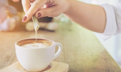 Những c&#225;ch uống c&#224; ph&#234; g&#226;y tăng c&#226;n