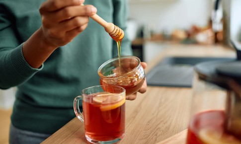 7 loại đồ uống gi&#250;p ngừa đau họng - bệnh thường gặp ở gi&#225;o vi&#234;n