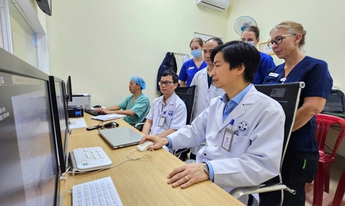 Gi&#225;o sư trẻ nhất ng&#224;nh Y 2025: &#39;Kiến thức c&#243; thể thay đổi nhưng y đức phải lu&#244;n vẹn nguy&#234;n&#39;