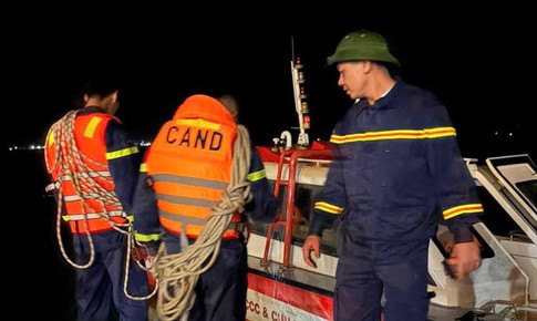 Sau ăn cưới, nam thanh ni&#234;n ng&#227; xuống hồ H&#242;a B&#236;nh tử vong thương t&#226;m