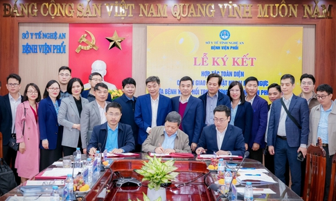 Bệnh viện Phổi Trung ương hỗ trợ to&#224;n diện, n&#226;ng tầm chuy&#234;n m&#244;n Bệnh viện Phổi Nghệ An