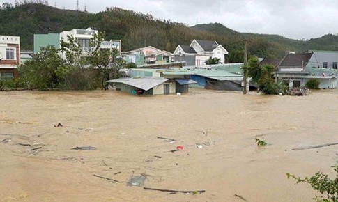 Nghi&#234;n cứu giải ph&#225;p giảm lũ lụt v&#224; thiệt hại cho miền Trung