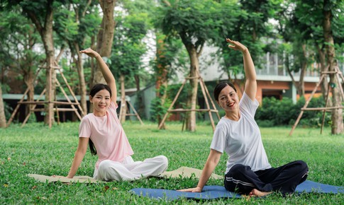 Abbott đồng h&#224;nh với chuy&#234;n gia y tế trong h&#224;nh tr&#236;nh n&#226;ng cao sức khỏe phụ nữ Việt