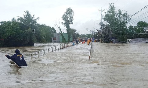 Nghi&#234;n cứu x&#226;y dựng m&#244; h&#236;nh dự b&#225;o ngập lụt ven biển do nước d&#226;ng v&#224; s&#243;ng trong b&#227;o