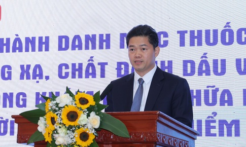 Sẽ bổ sung 76 thuốc mới, c&#243; thuốc điều trị ung thư, miễn dịch, thuốc đ&#237;ch v&#224;o danh mục BHYT chi trả
