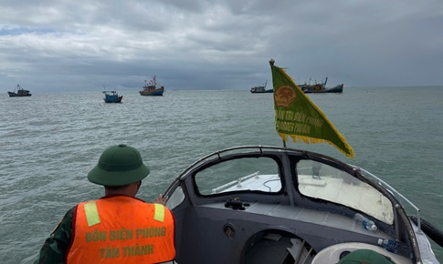 L&#226;m Đồng cấm to&#224;n bộ t&#224;u thuyền ra khơi, k&#237;ch hoạt ứng ph&#243; cao nhất với b&#227;o số 15