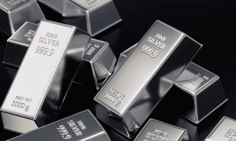 Gi&#225; bạc tương lai tăng kỷ lục d&#249; s&#224;n giao dịch Mỹ khiến nh&#224; đầu tư &#39;như bay trong b&#243;ng tối&#39;