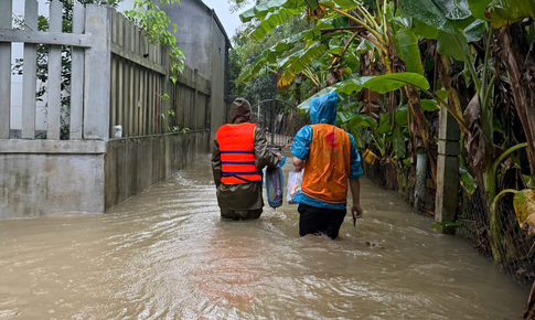 S&#224;i G&#242;n Bao Dung hỗ trợ người d&#226;n miền Trung ảnh hưởng cơn b&#227;o số 12