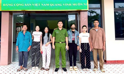 C&#244;ng an phối hợp tổ chức &#39;Trẻ em Rồng Xanh&#39; đưa 3 nạn nh&#226;n từ Myanmar về nước