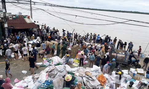 Bờ k&#232; ven s&#244;ng Thu Bồn bị &#39;ngoạm&#39; từng m&#233;t, h&#224;ng ngh&#236;n người căng m&#236;nh giữ đất