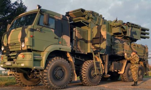 Venezuela nhận th&#234;m &#39;l&#225; chắn t&#234;n lửa&#39; từ Nga