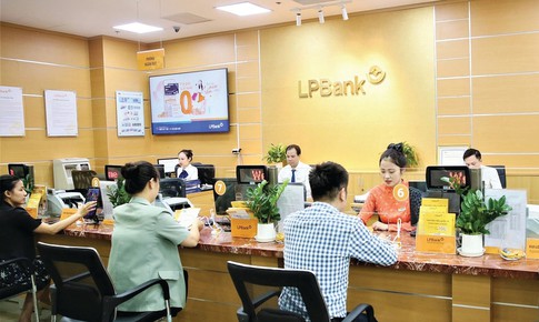 LPBank l&#234;n kế hoạch ch&#224;o b&#225;n 5.000 tỷ đồng tr&#225;i phiếu