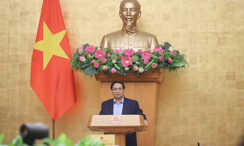 Thủ tướng: Ch&#250;ng ta sẽ đạt tăng trưởng kinh tế tr&#234;n 8% trong năm 2025