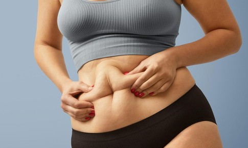 5 sai lầm khi ăn s&#225;ng &#226;m thầm g&#226;y tăng c&#226;n sau 40 tuổi