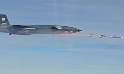 UAV chiến đấu lần đầu ti&#234;n bắn hạ mục ti&#234;u bằng t&#234;n lửa ngo&#224;i tầm nh&#236;n