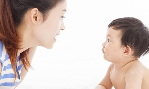 C&#225;ch ph&#226;n biệt chậm n&#243;i v&#224; chậm ph&#225;t triển ng&#244;n ngữ ở trẻ nhỏ