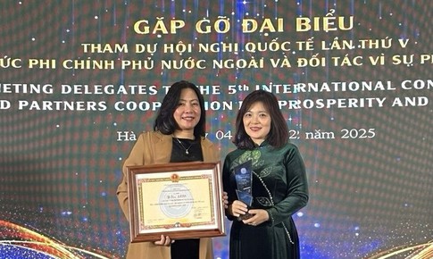 AstraZeneca Việt Nam nhận bằng khen v&#236; c&#225;c đ&#243;ng g&#243;p cho ph&#225;t triển bền vững, ghi nhận t&#225;c động của chương tr&#236;nh sức khỏe thanh thiếu ni&#234;n