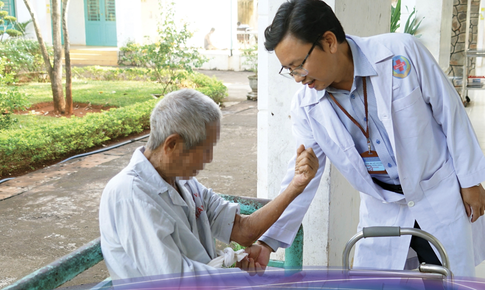 TPHCM khẩn trương hỗ trợ tiền ăn cho bệnh nh&#226;n phong, HIV, t&#226;m thần