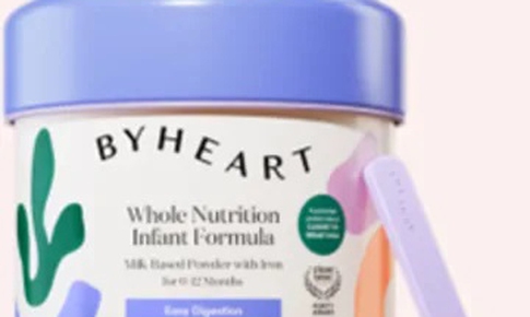 Th&#234;m trẻ sơ sinh bị ngộ độc tại Mỹ li&#234;n quan đến sữa c&#244;ng thức