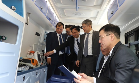 Th&#234;m 15 &#39;ph&#242;ng cấp cứu di động&#39; hiện đại để Hải Ph&#242;ng cứu người bệnh trong thời gian v&#224;ng