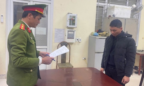 Đi ăn cỗ cưới, g&#227; thanh ni&#234;n trộm tiền phong b&#236; mừng của chủ nh&#224;