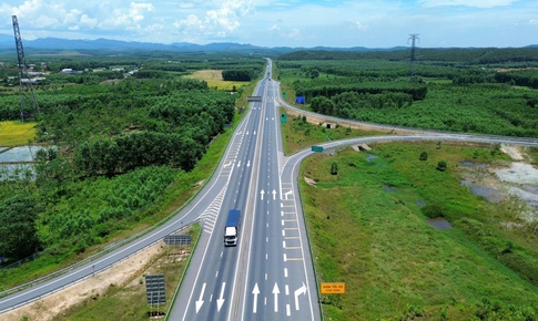 Chính thức triển khai mở rộng cao tốc Cam Lộ - La Sơn lên 4 làn xe