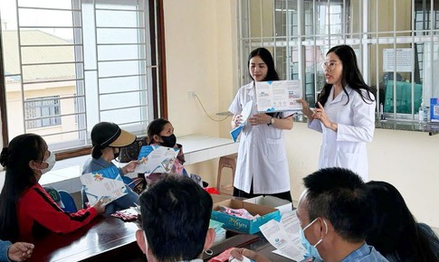&#39;Đo&#224;n kết l&#224; sức mạnh&#39; - Ch&#236;a kh&#243;a then chốt để chấm dứt dịch bệnh AIDS v&#224;o năm 2030