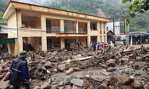 9 địa phương được y&#234;u cầu tr&#236;nh ngay mẫu nh&#224; chống lũ mới