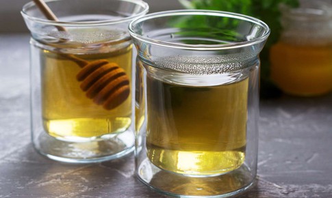 Các thời điểm uống mật ong nhân đôi tác dụng