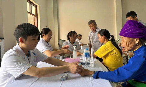 Những ai được BHYT chi trả 100% chi phí khám chữa bệnh từ 2026?