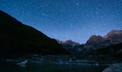 Mưa sao băng Ursids đạt cực đại vào đêm nay