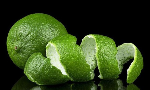 Tác dụng và bài thuốc từ vỏ chanh