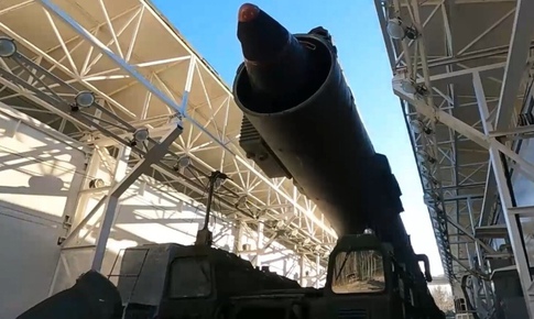 Tên lửa siêu vượt âm Oreshnik của Nga áp sát châu Âu khiến NATO lo ngại?