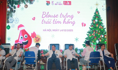 255 đơn vị máu – món quà ý nghĩa của những người thầy thuốc dành tặng bệnh nhân dịp Noel