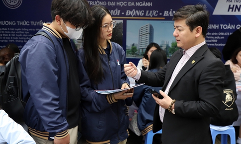 Hàng loạt trường đại học thay đổi tổ hợp xét tuyển trong mùa tuyển sinh 2026