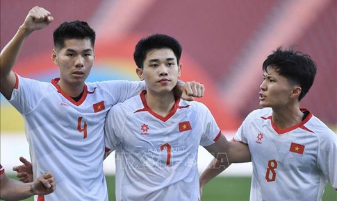 Đ&#236;nh Bắc lập c&#250; đ&#250;p, U22 Việt Nam gi&#224;nh 3 điểm trong trận ra qu&#226;n