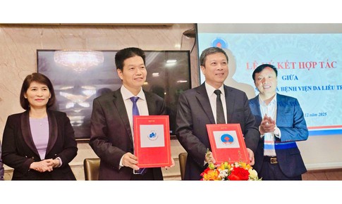 Bệnh viện Hữu Nghị và Bệnh viện Da liễu Trung ương hợp tác nâng cao chất lượng khám, chữa bệnh